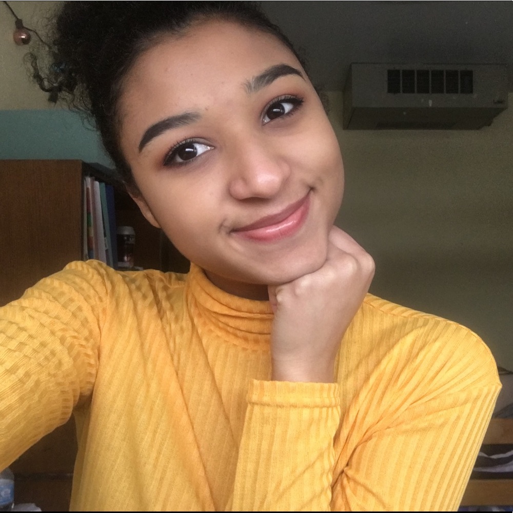 Meet your Posher, Layna